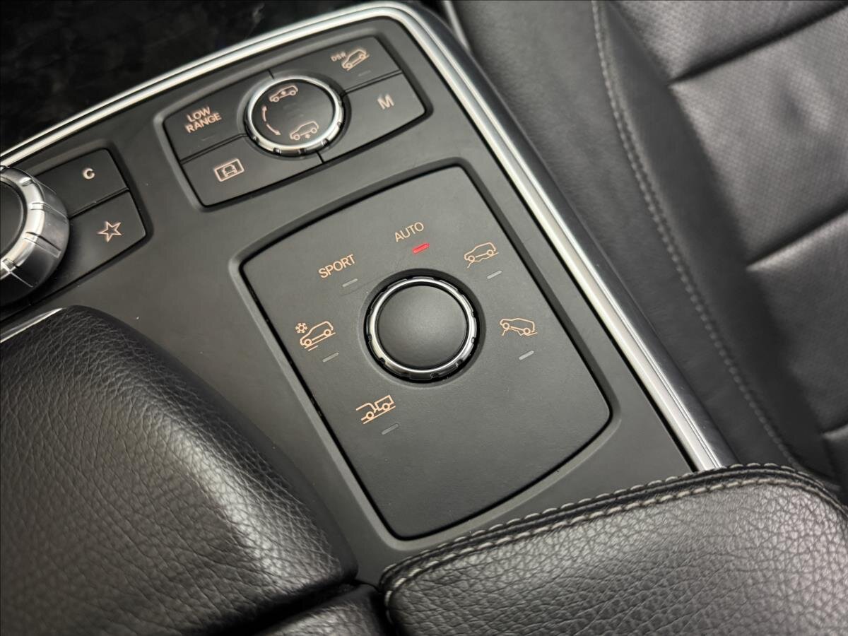Mercedes-Benz GL SUV / Terénní 3,0 l 190 kw