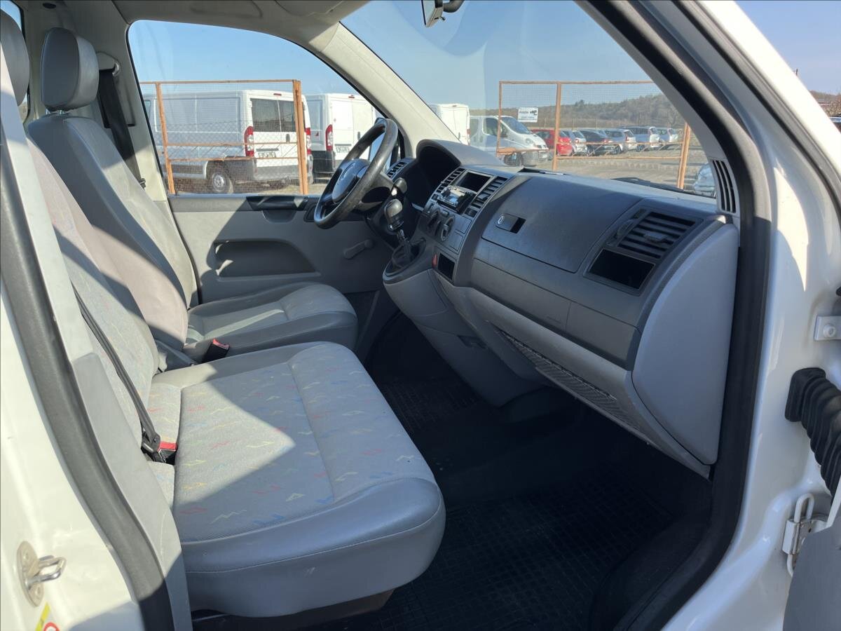 Volkswagen Transporter Valník 1,9 l 75 kw