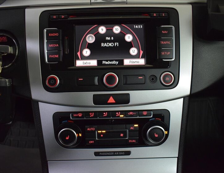 Volkswagen Passat Kombi 2,0 l 103 kw