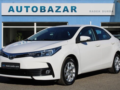 Toyota Corolla Sedan / Limuzína 1,6 l 97 kw