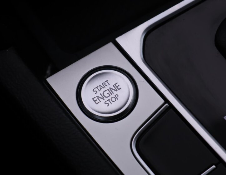 Volkswagen Passat Kombi 2,0 l 110 kw