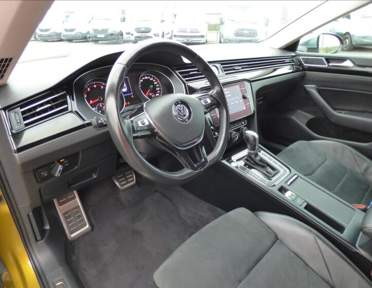 Volkswagen Arteon 9