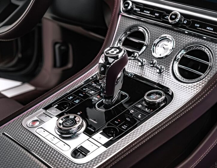 Bentley Continental GT Kupé 6,0 l 485 kw