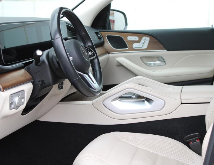 Mercedes-Benz GLE SUV 2,9 l 200 kw