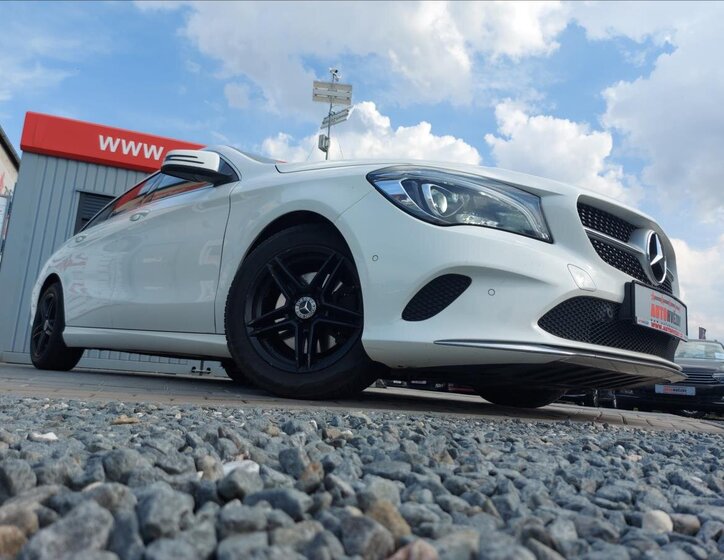 Mercedes-Benz CLA 45
