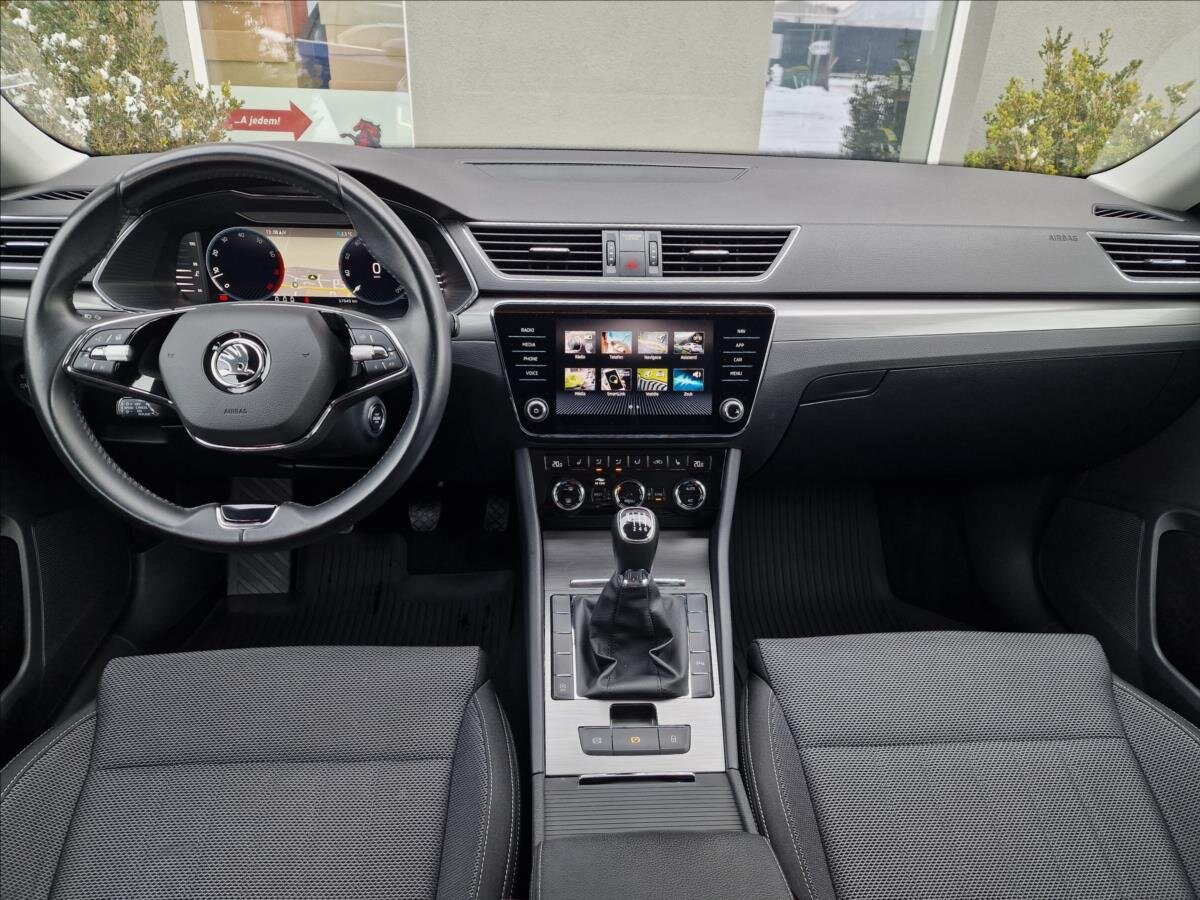 Škoda Superb Kombi 1,5 l 110 kw