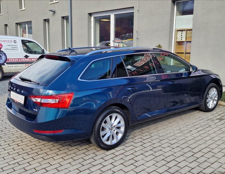 Škoda Superb Kombi 2,0 l 147 kw