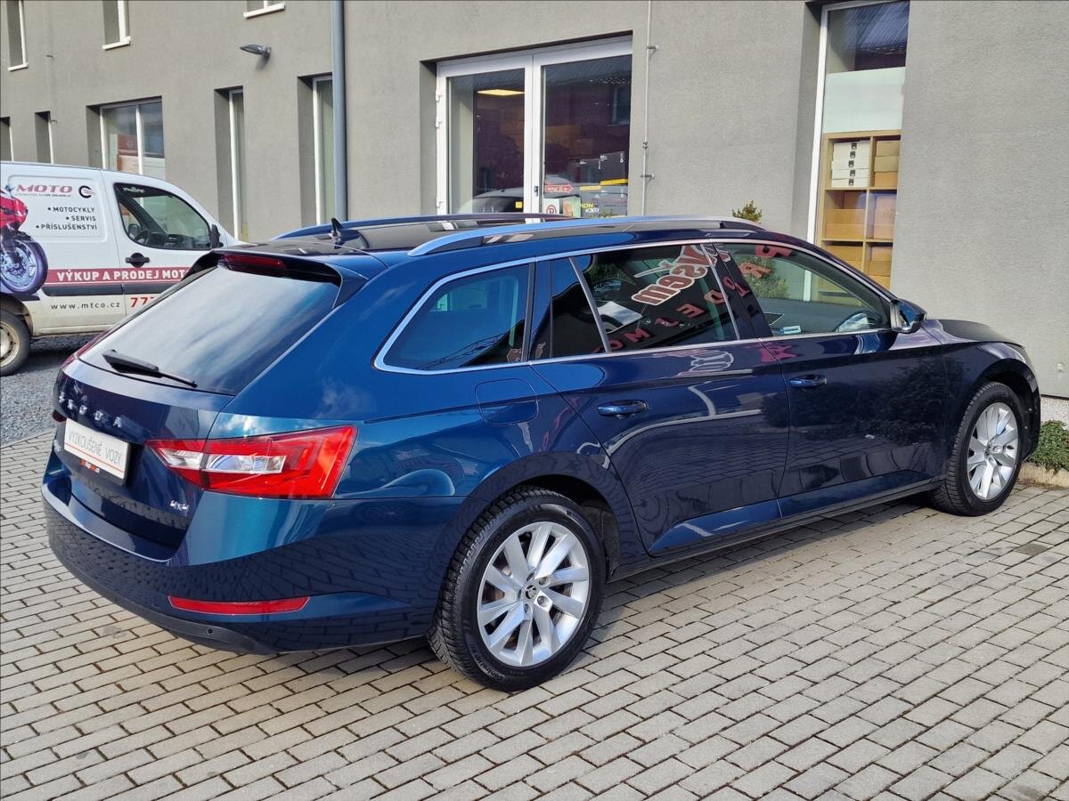 Škoda Superb Kombi 2,0 l 147 kw