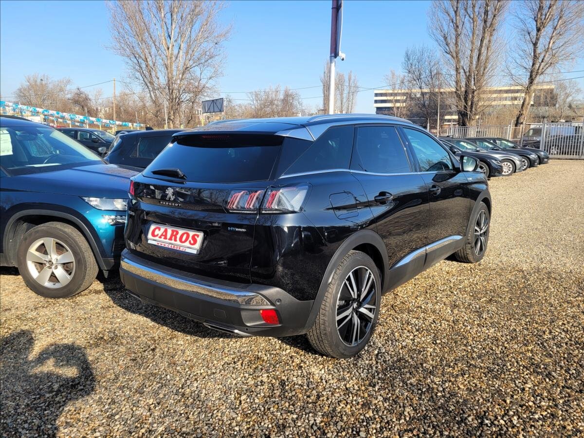 Peugeot 3008 SUV 1,6 l 133 kw
