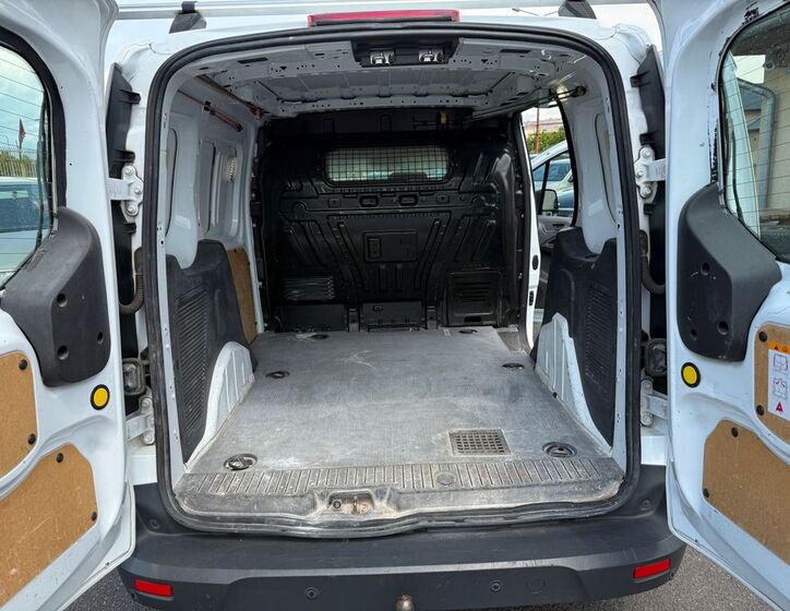 Ford Transit Connect 11