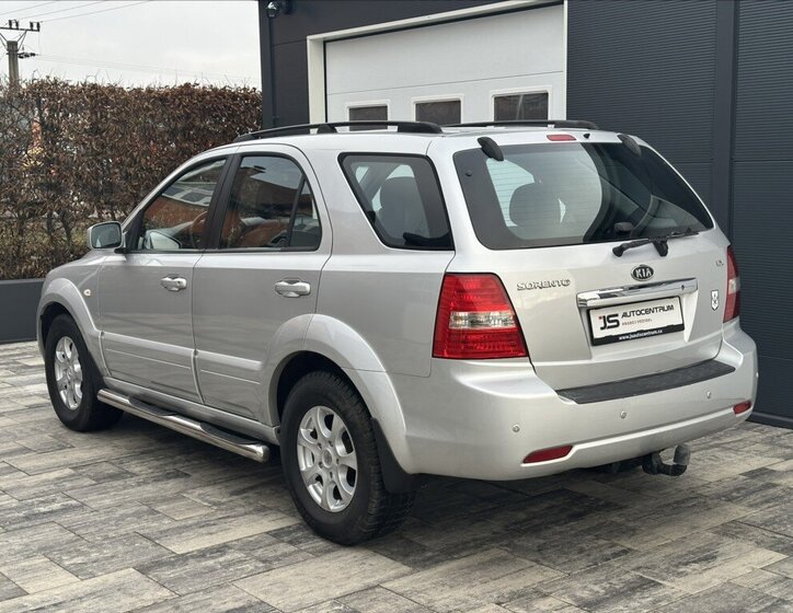 KIA Sorento 8