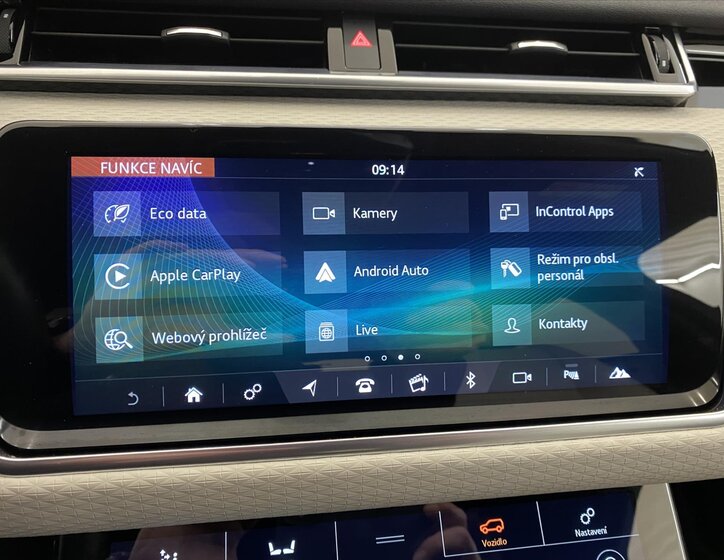 Land Rover Range Rover Velar 18