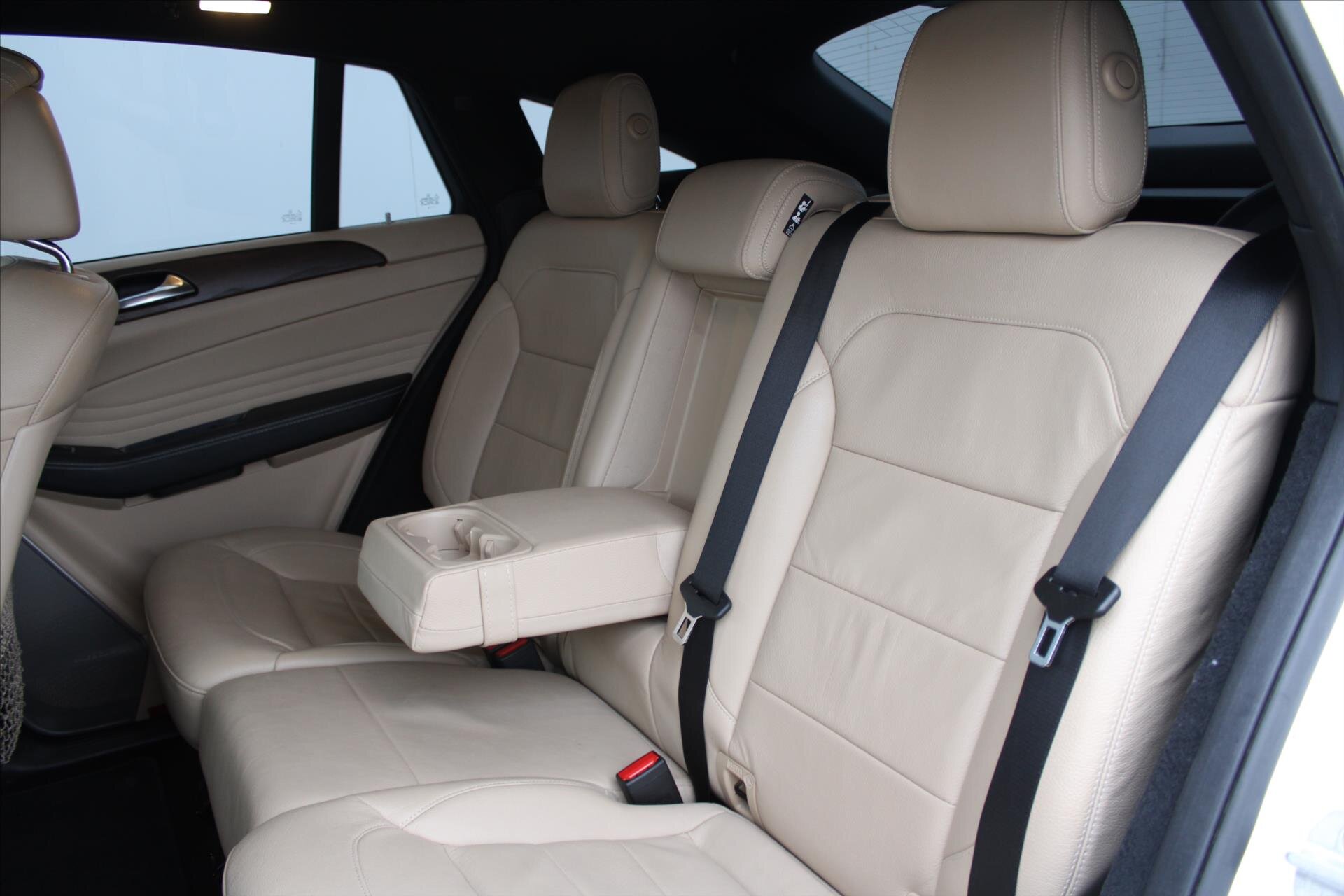 Mercedes-Benz GLE SUV 3,0 l 190 kw