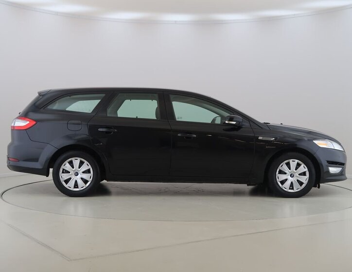 Ford Mondeo Kombi 2,0 l 103 kw