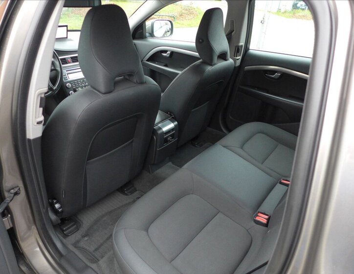 Volvo XC70 Kombi 2,4 l 120 kw