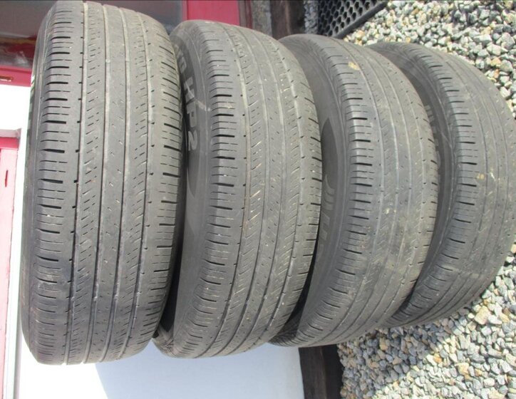 Toyota RAV4 SUV 2,2 l 100 kw