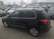 Volkswagen Tiguan 9