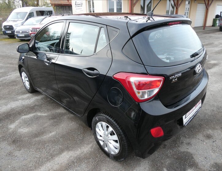 Hyundai i10 Hatchback 998,0 49 kw