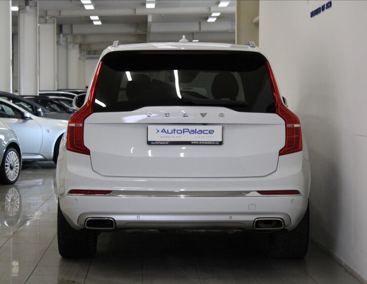 Volvo XC90 SUV 2,0 l 173 kw