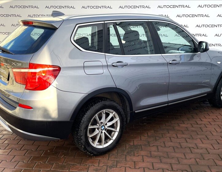 BMW X3 SUV / Terénní 2,0 l 135 kw