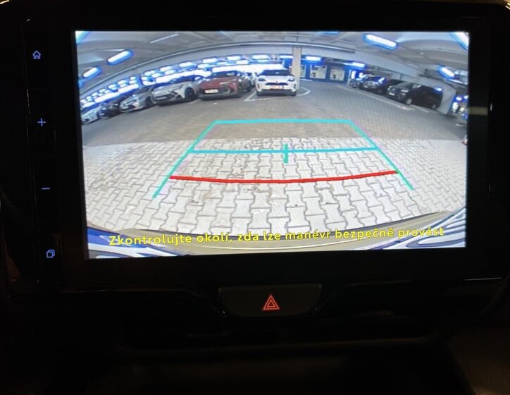 Toyota Yaris Cross 12