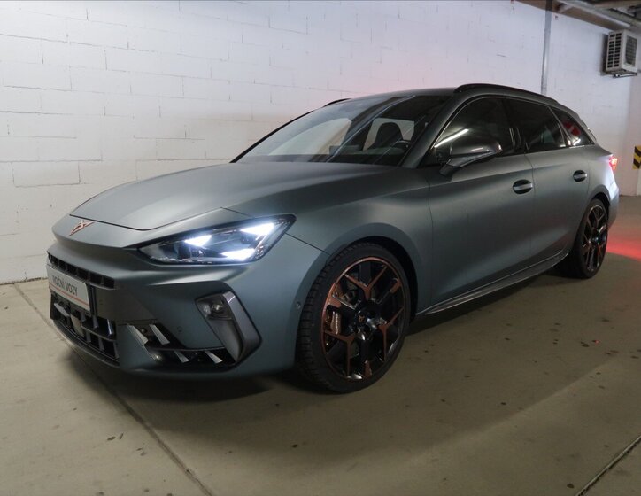 Cupra Leon Kombi 2,0 l 245 kw