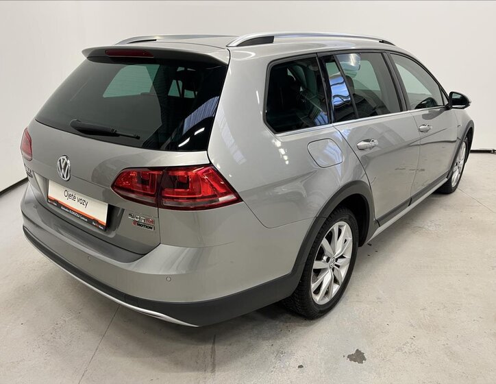 Volkswagen Golf Kombi 2,0 l 135 kw