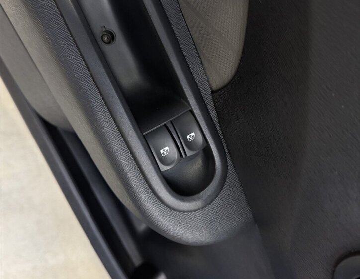 Renault Twingo Hatchback 1,1 l 55 kw