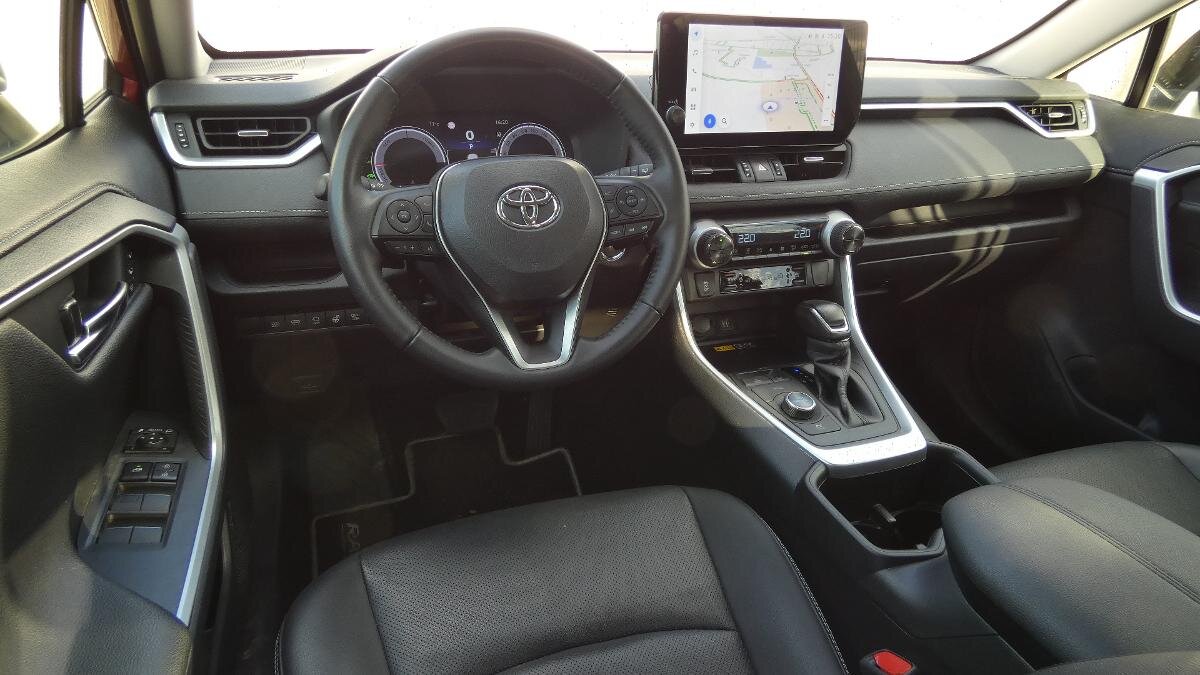 Toyota RAV4 SUV / Terénní 2,5 l 131 kw