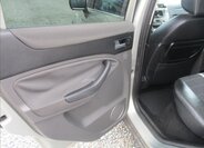 Ford Kuga SUV / Terénní 2,0 l 100 kw