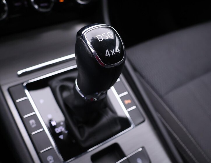 Škoda Superb Liftback 2,0 l 147 kw