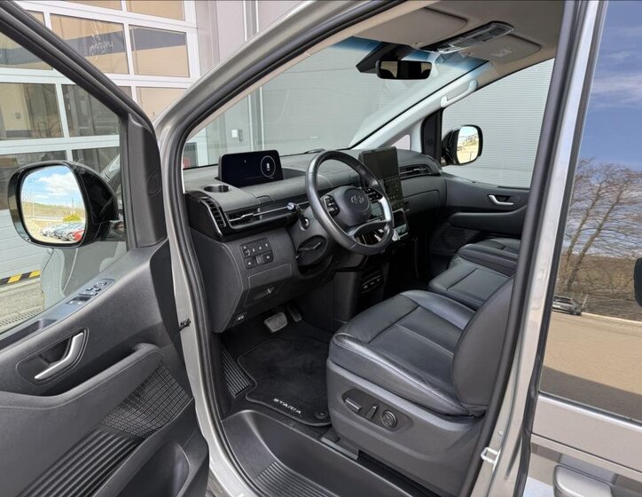 Hyundai Staria VAN / Minibus 2,2 l 130 kw