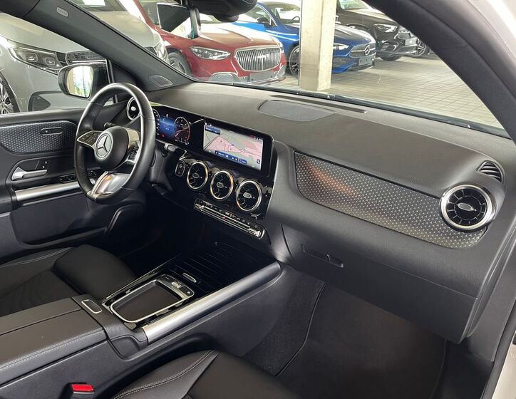 Mercedes-Benz Třídy B 17