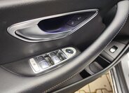 Mercedes-Benz Třídy E Sedan 3,0 l 190 kw