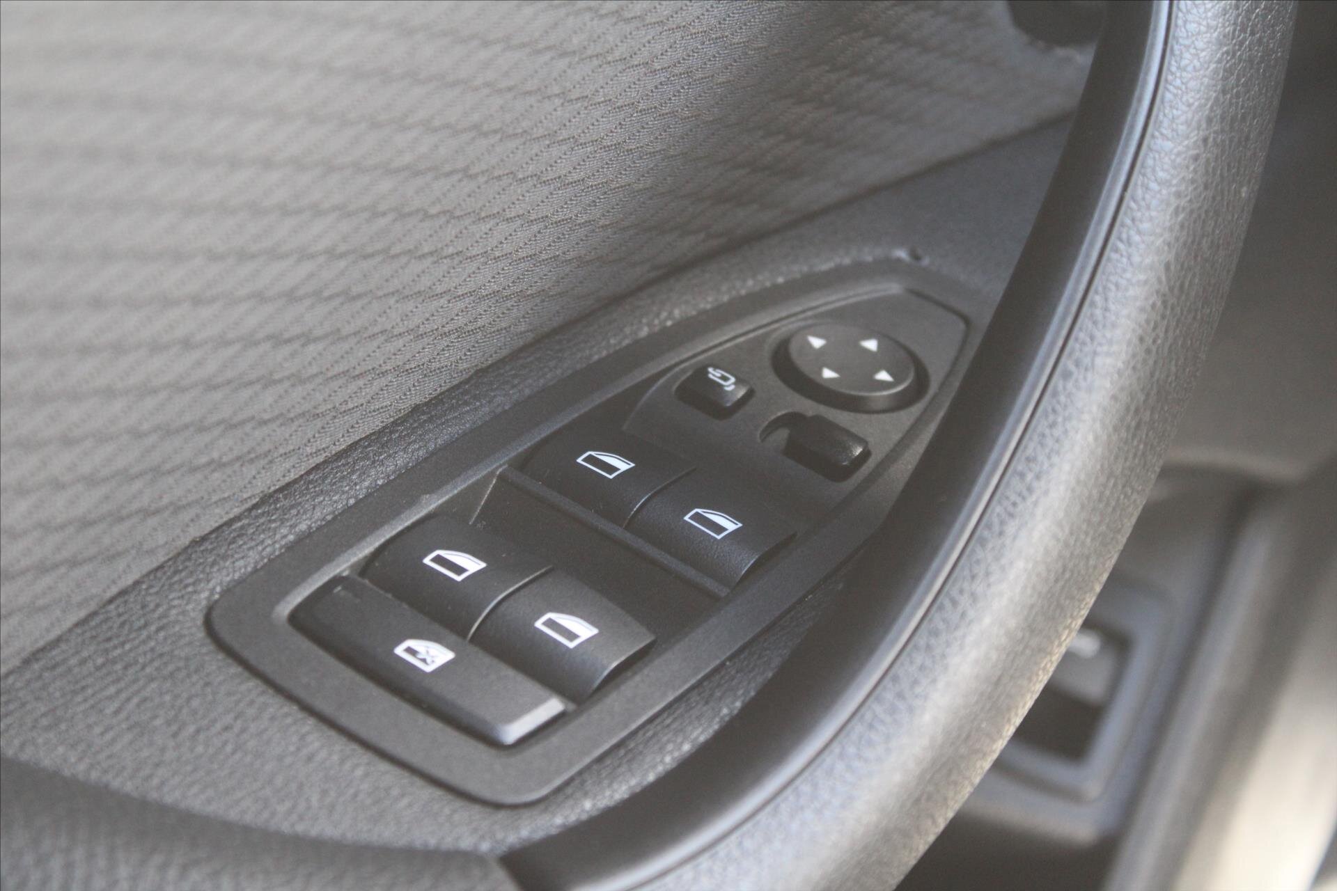 BMW X2 SUV / Terénní 2,0 l 140 kw