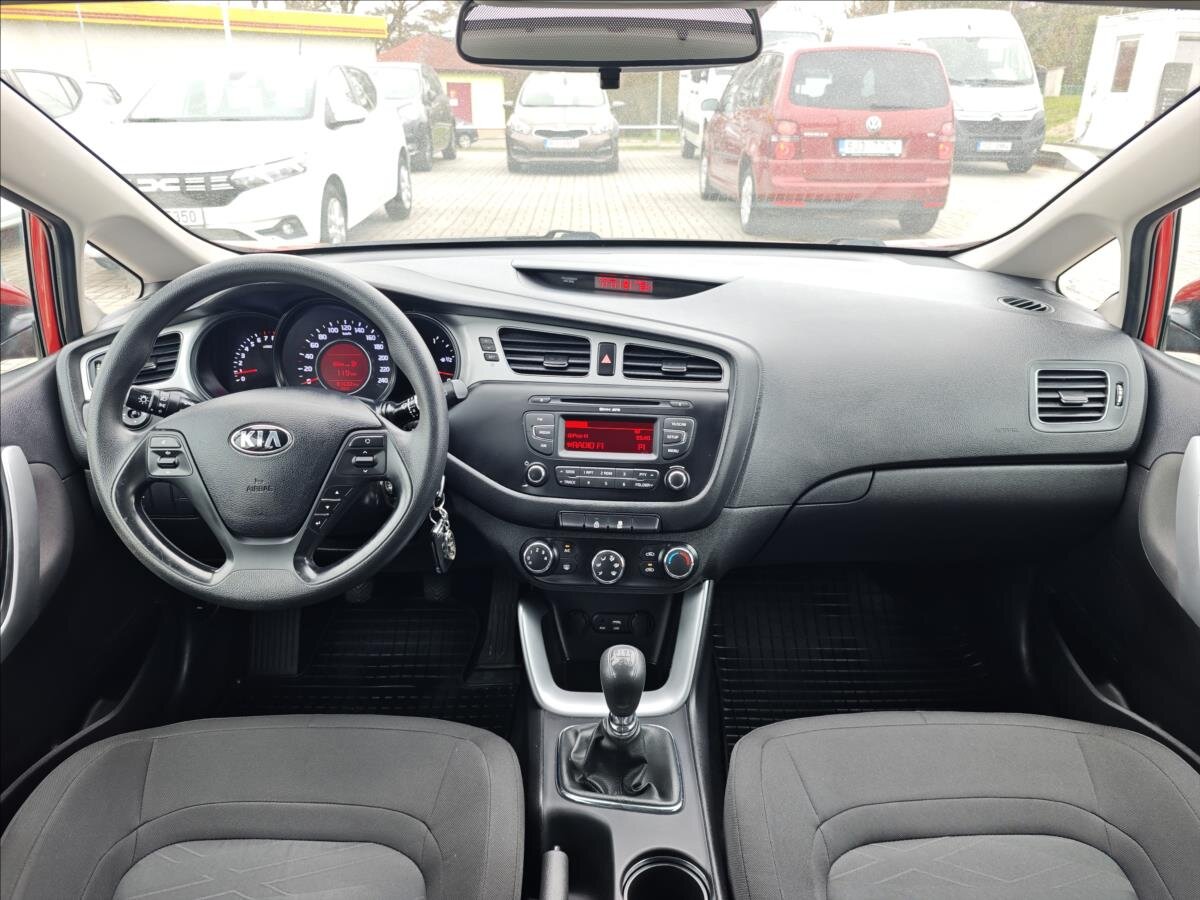 KIA Ceed Hatchback 1,4 l 73 kw