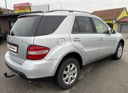 Mercedes-Benz Třídy M SUV / Terénní 3,5 l 200 kw
