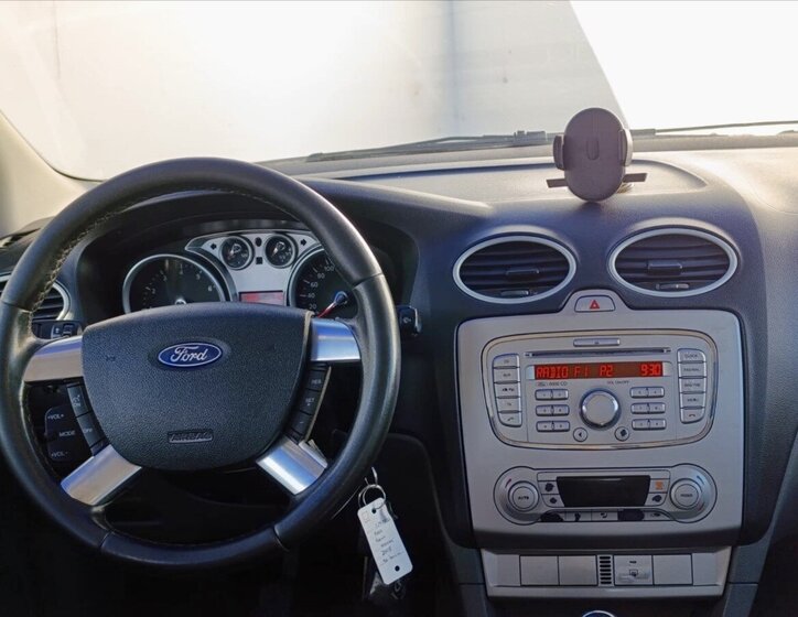 Ford Focus Kombi 1,6 l 74 kw