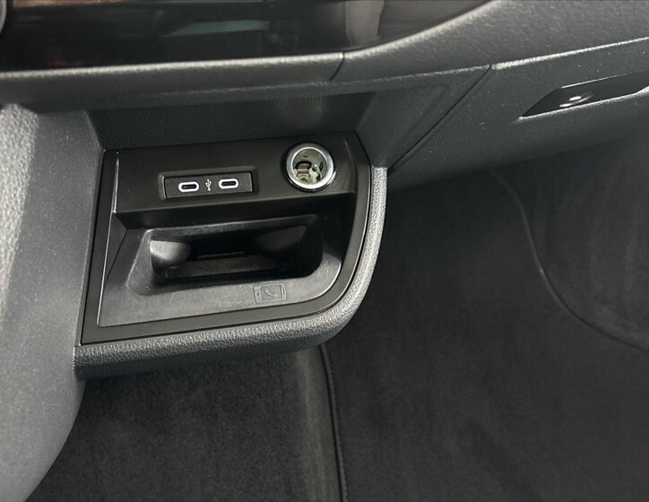 Volkswagen Multivan Kombi 2,0 l 146 kw