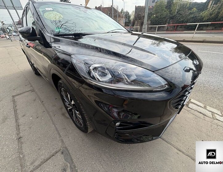 Ford Kuga SUV / Terénní 2,5 l 165 kw