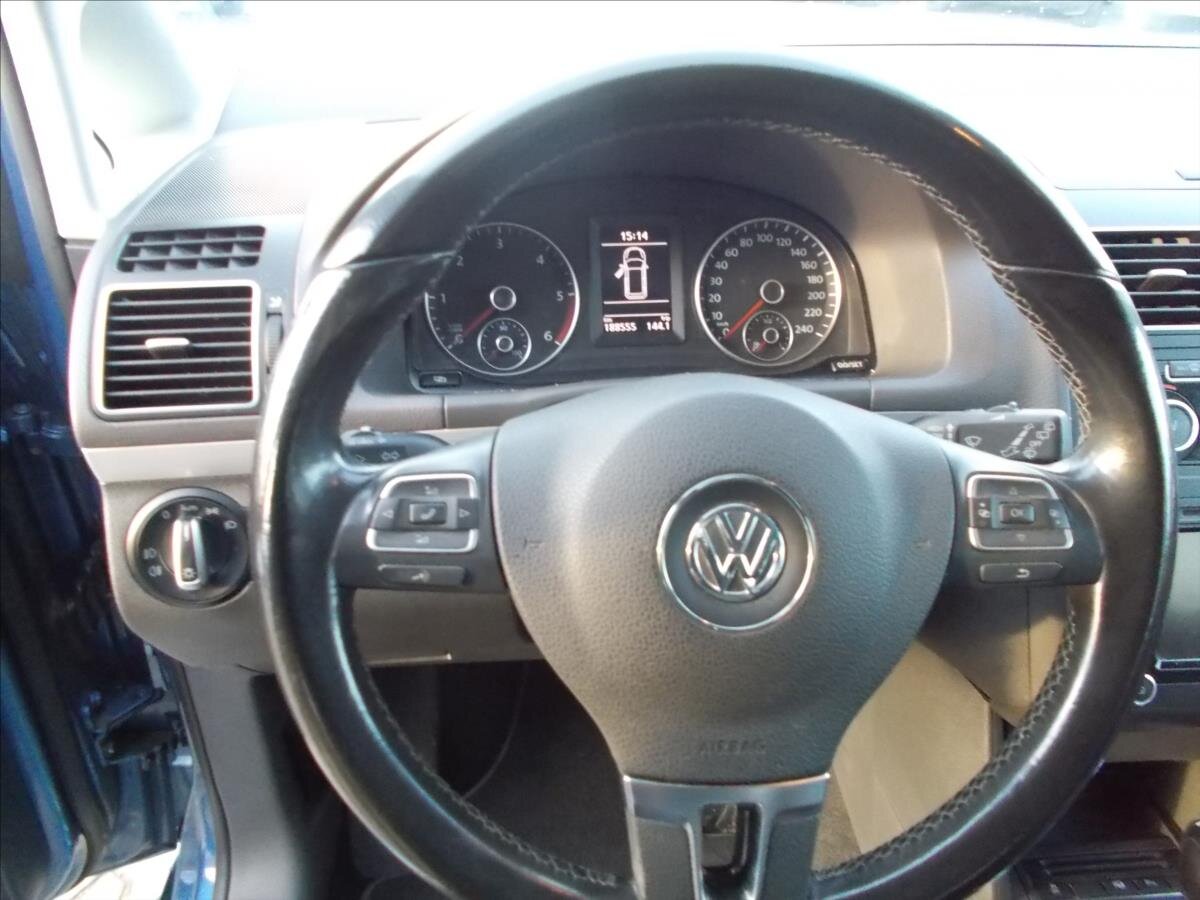 Volkswagen Touran MPV 1,6 l 77 kw