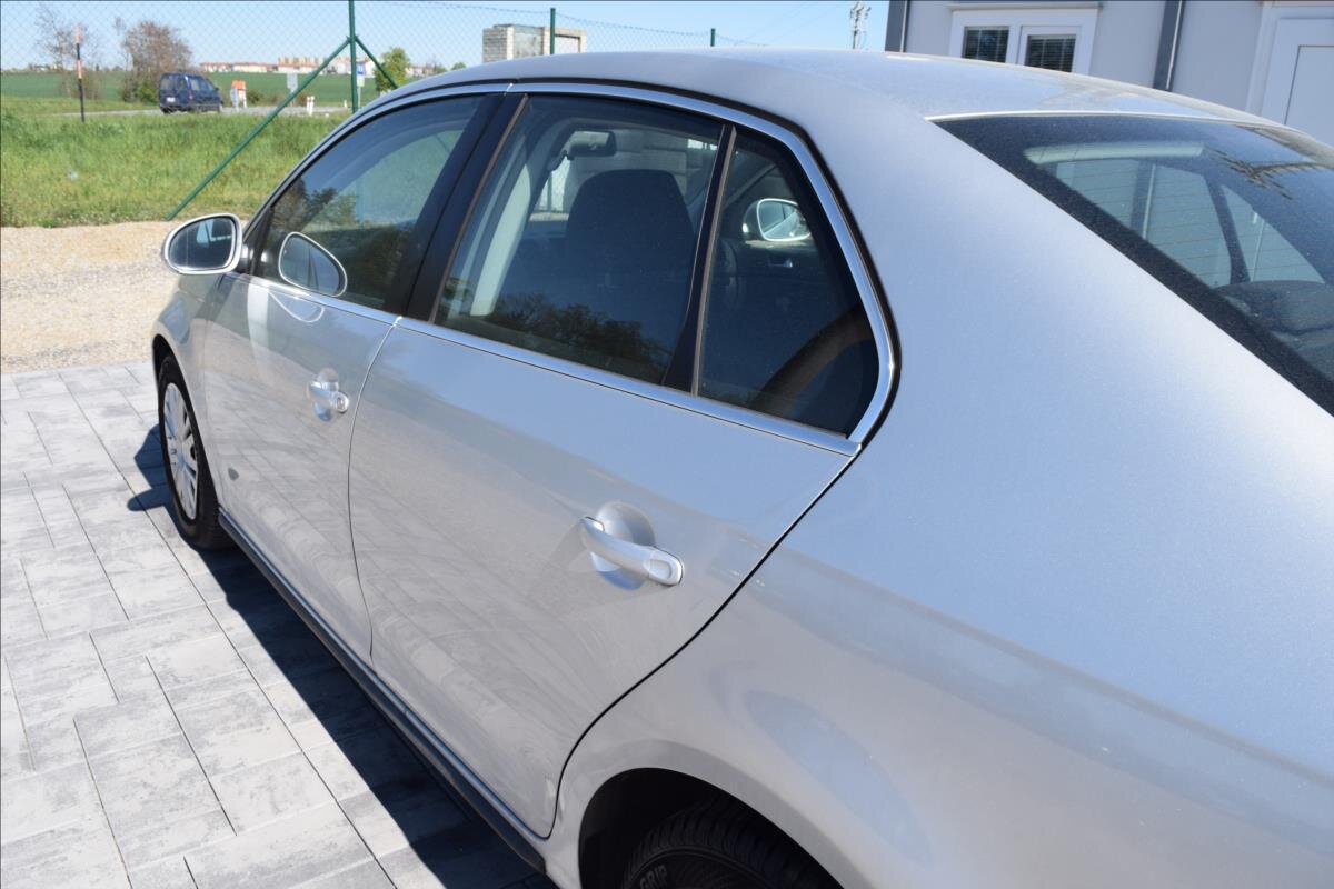 Volkswagen Jetta Kombi 1,4 l 90 kw