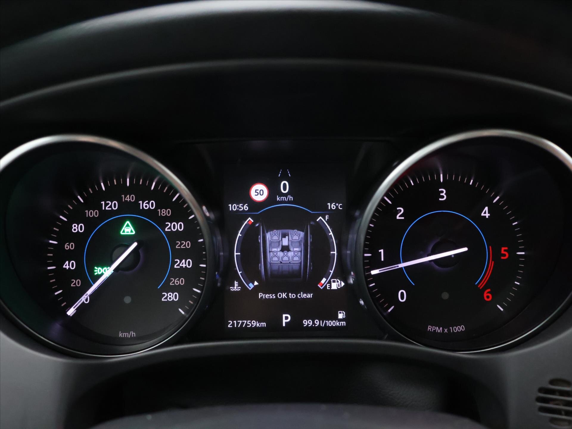 Jaguar F-Pace SUV 2,0 l 132 kw