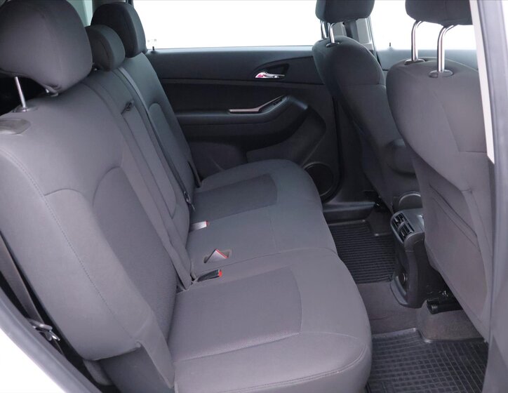 Chevrolet Orlando 12