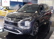 Mitsubishi Outlander 1