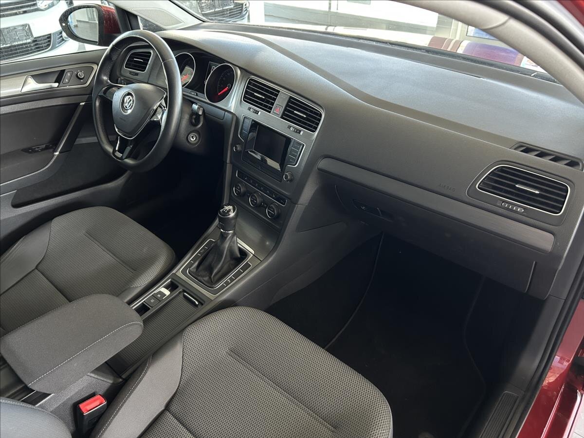 Volkswagen Golf Hatchback 1,2 l 77 kw