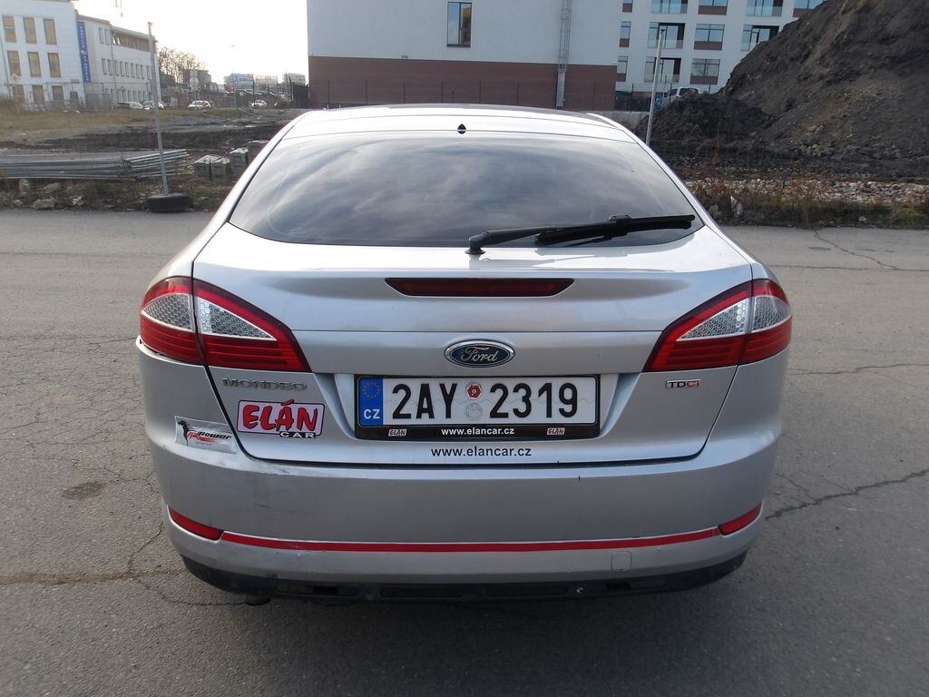 Ford Mondeo Hatchback 2,0 l 103 kw