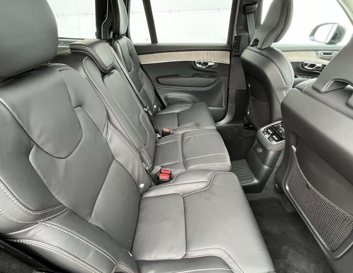 Volvo XC90 20
