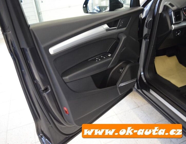 Audi Q5 SUV 2,0 l 0
