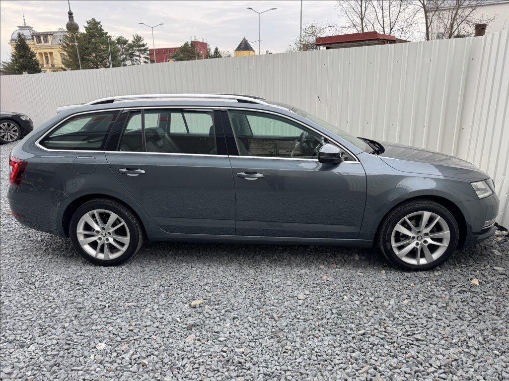 Škoda Octavia Kombi 1,5 l 110 kw